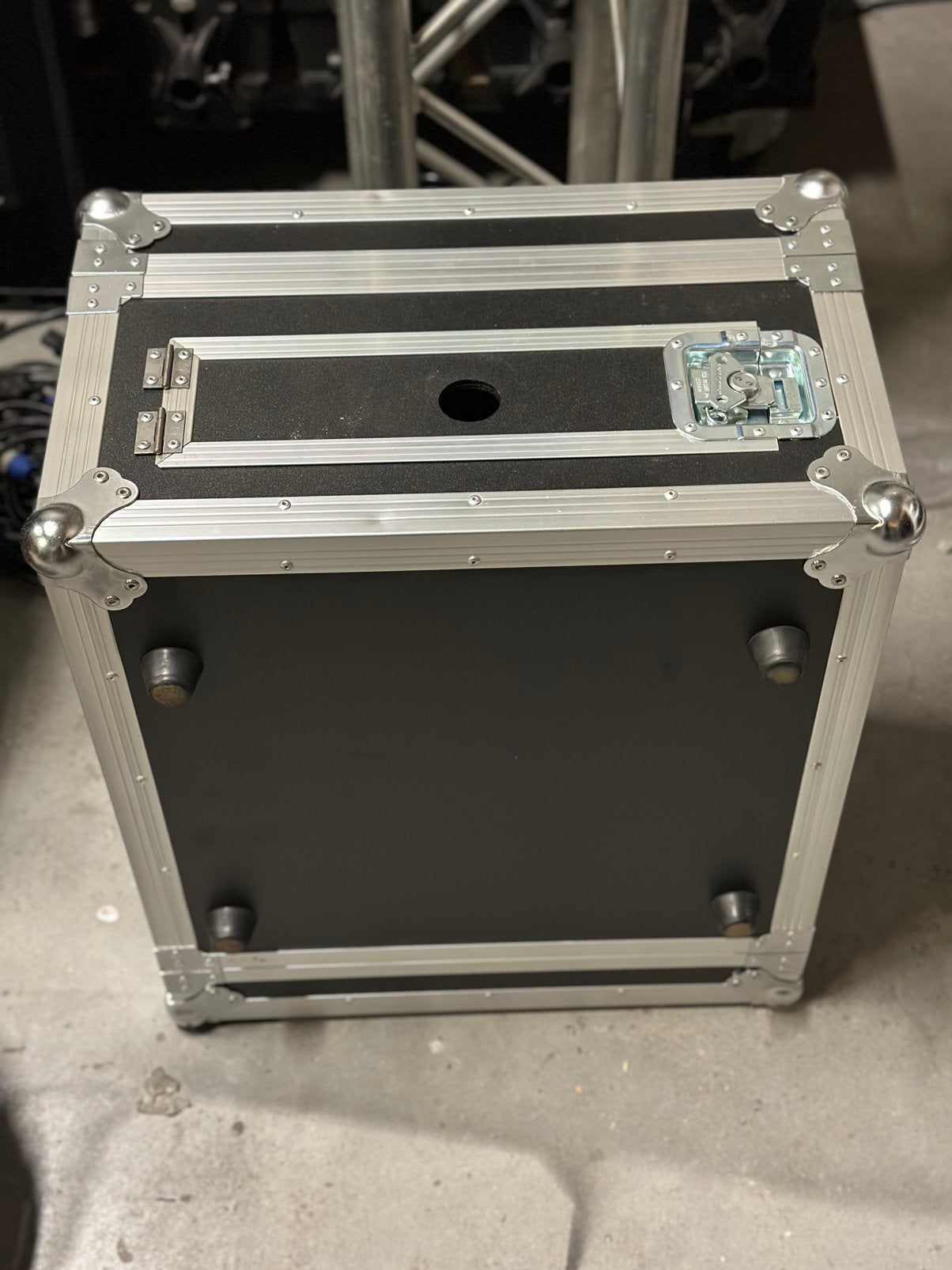 Flightcase met voor en bovendeksel, Ophalen, Overige instrumenten, Zo goed als nieuw, Flightcase