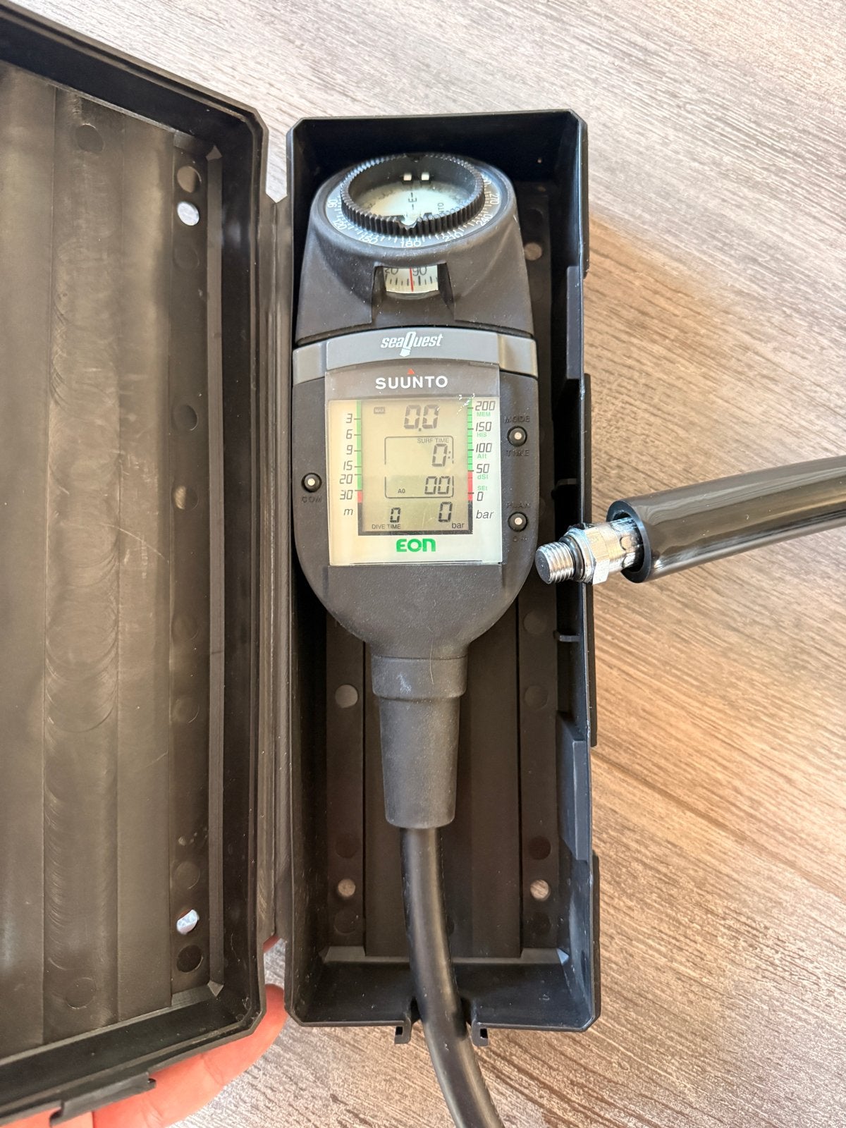 Suunto Eon Seaquest duikcomputer met kompas, Watersport en Boten, Ophalen, Gebruikt, Duikcomputer