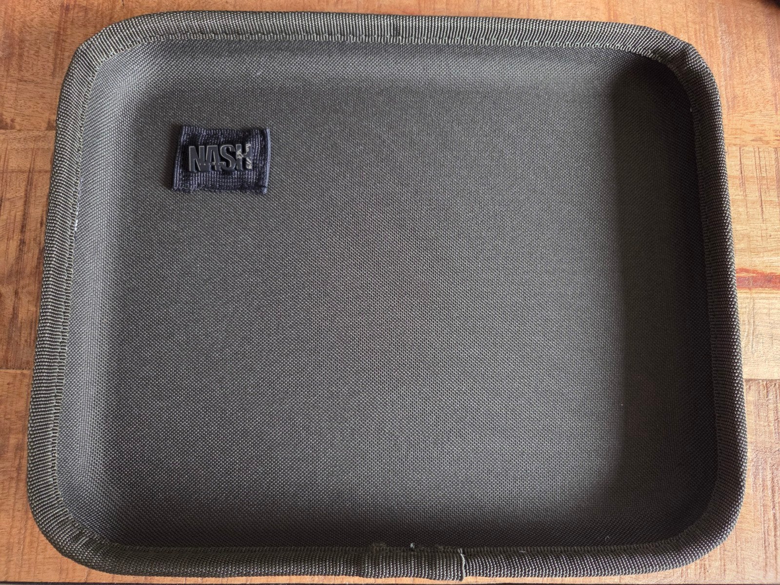 Nash magnetic bivvy tray, Watersport en Boten, Hengelsport | Karpervissen, Ophalen of Verzenden, Zo goed als nieuw, Overige typen