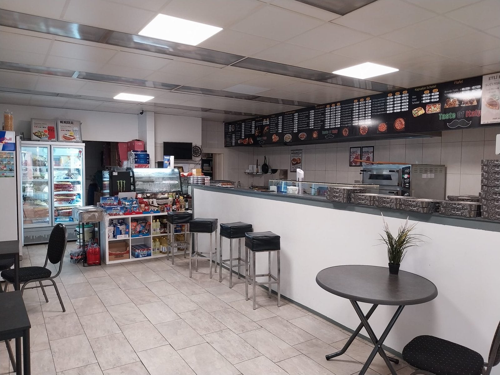 Succesvol Pizza & Shoarma Restaurant ter Overname - Zoeterme, Ophalen of Verzenden, Gebruikt, Fornuis, Frituur en Grillen