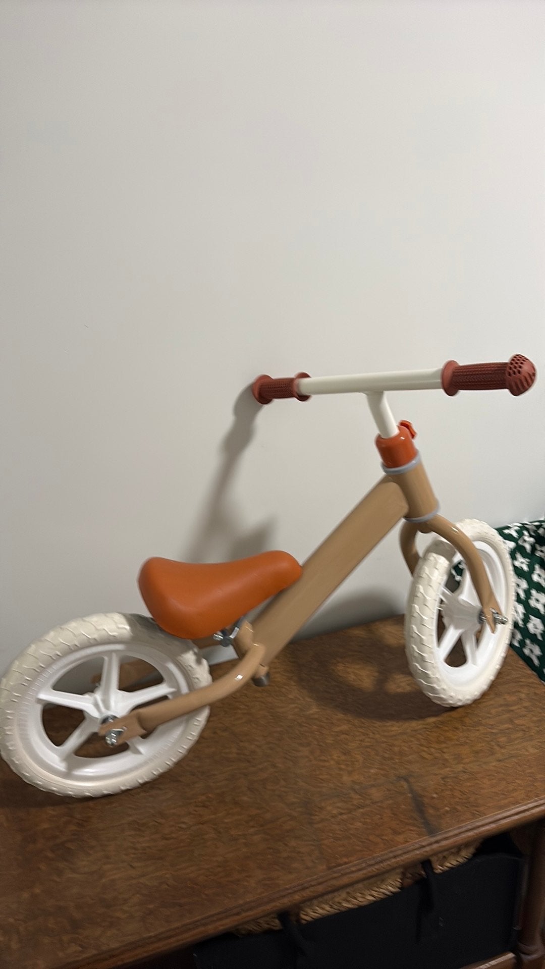 Licht gewicht loopfiets nieuw, Ophalen of Verzenden, Zo goed als nieuw, Loopfiets