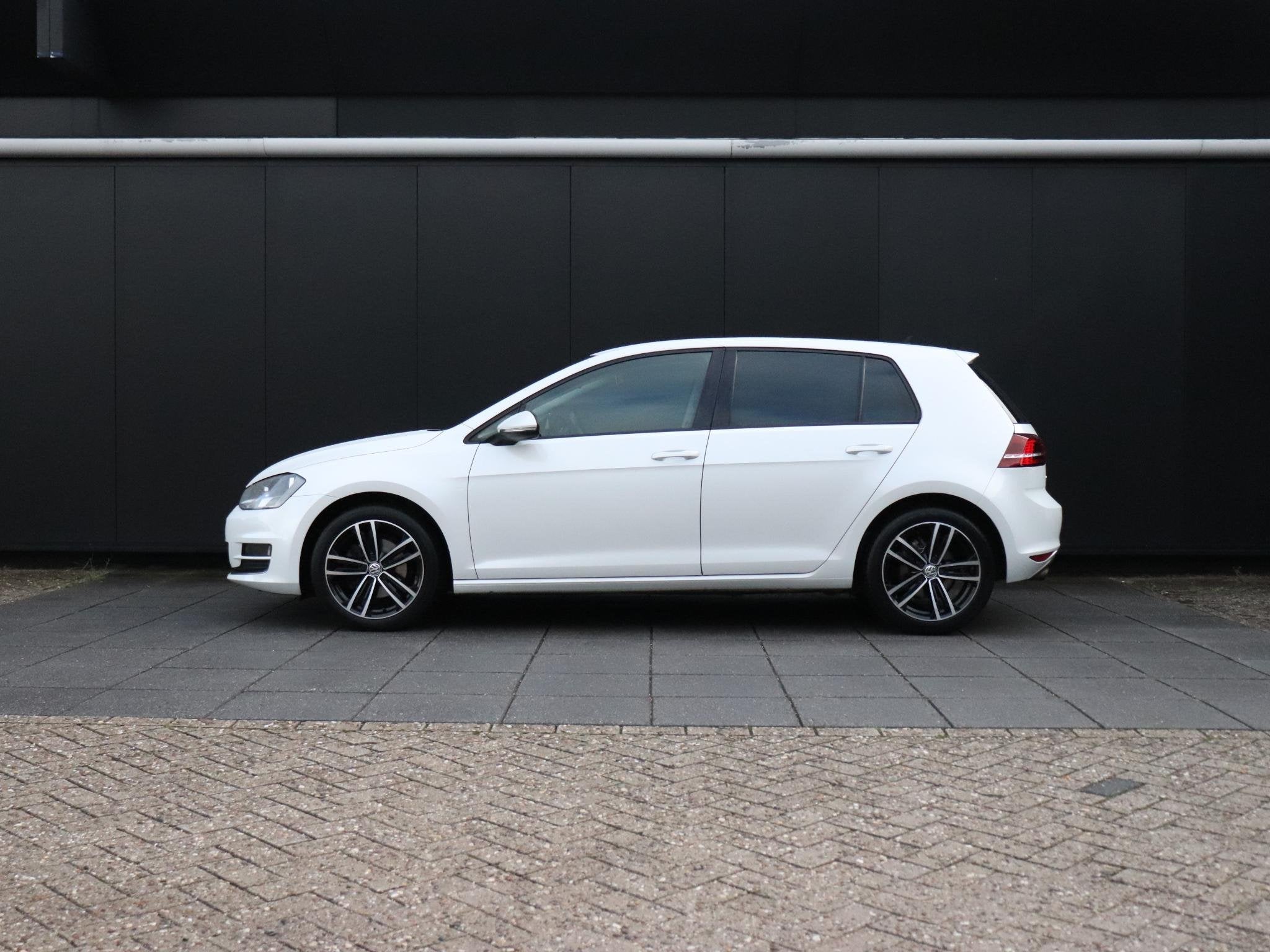 Volkswagen Golf 1.2 TSI Highline | TREKHAAK | CRUISE | NAVI, Voorwielaandrijving, Euro 5, Automatische klimaatregeling, Gebruikt