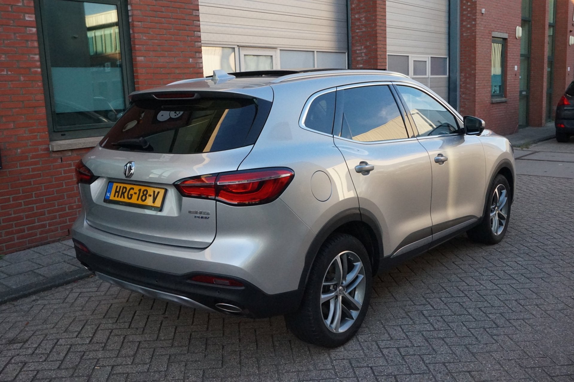 MG EHS 1.5 TGDI Luxury Pano Leer 360 CAMERA, Auto's, Dealer onderhouden, Gebruikt, 4 cilinders, 16 kWh