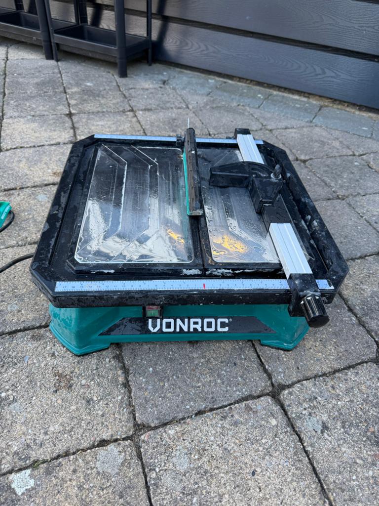 Vonroc Tegelzaag, Gebruikt, Overige typen, Ophalen of Verzenden, 30 tot 70 mm
