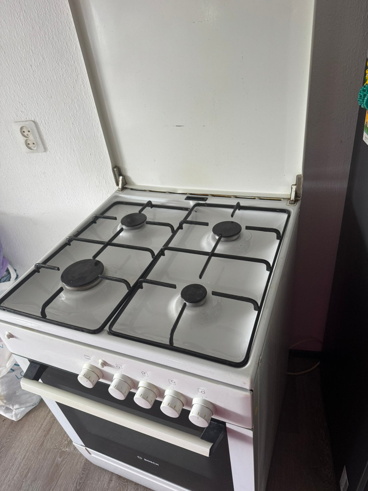 Fornuis, Witgoed en Apparatuur, Fornuizen, Ophalen, Gebruikt, 4 kookzones, Gas