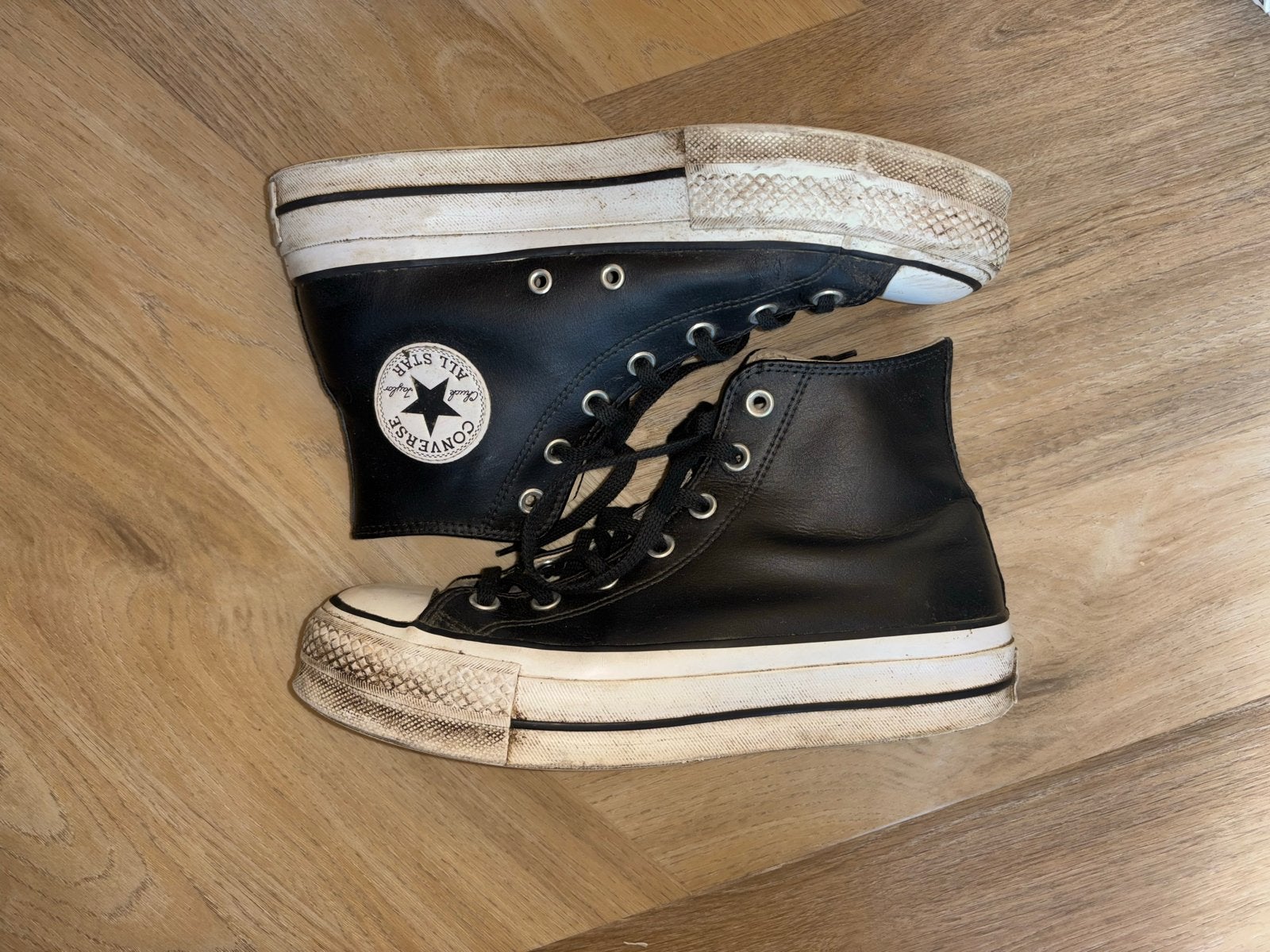 Converse Chuck Taylor All Stars - Zwart Leer, Ophalen of Verzenden, Gedragen, Zwart, Sneakers of Gympen