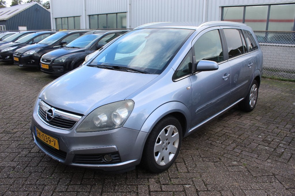 OPEL Zafira 1.8 103KW Executive AIRCO 7 ZITTER VOOR EXPORT, Voorwielaandrijving, Zwart, 4 cilinders, Leder en Stof