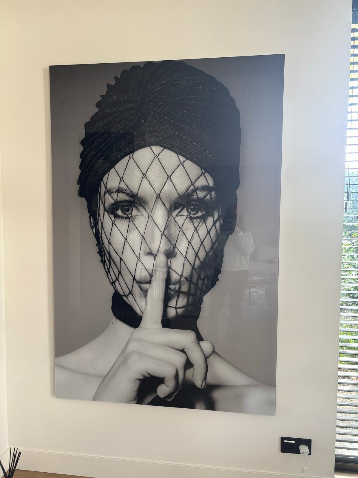 Blissful Silence by Oscar Munar - 120x180 cm, Ophalen, Ophangklaar, Portret