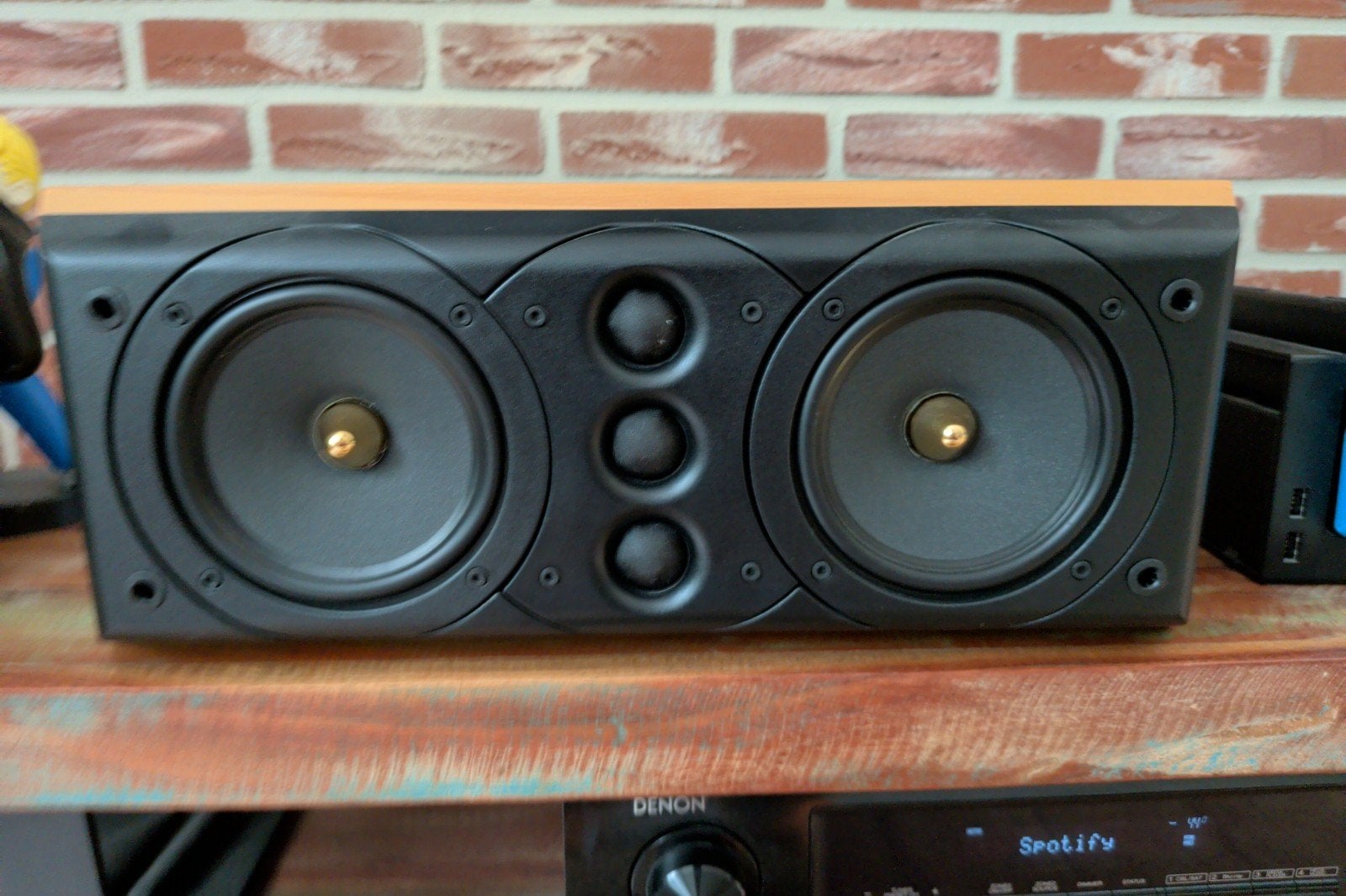 Mission 77c Centre Channel Speaker - Light Wood, Audio, Tv en Foto, Luidsprekers, Overige merken, Ophalen of Verzenden, Zo goed als nieuw