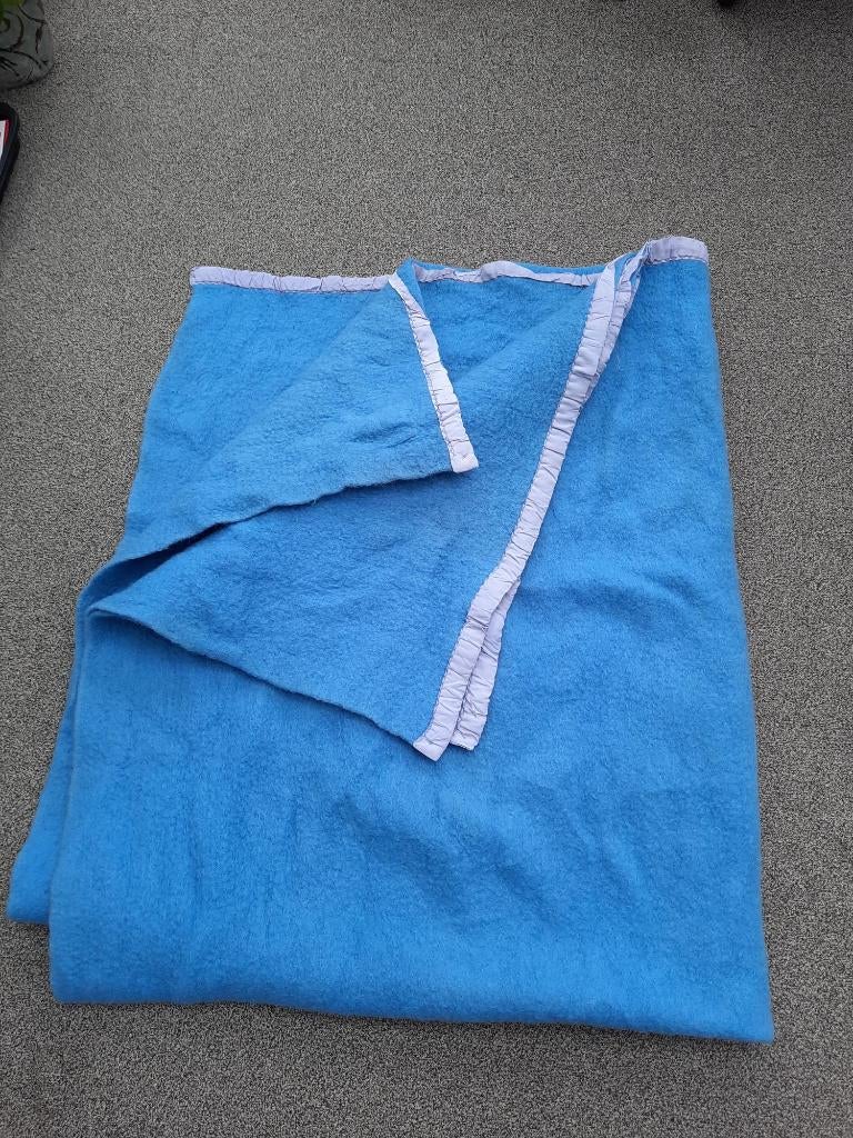 deken plaid woondeken plaid 200 x 160 cm Kleur : Blauw, Ophalen of Verzenden, Gebruikt