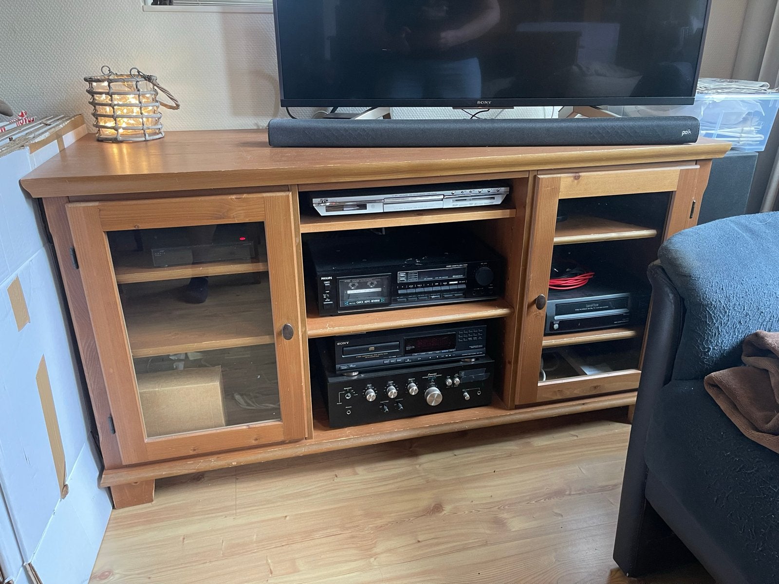 Hemnes grenen tv meubel, Ophalen, Gebruikt, 100 tot 150 cm, Grenenhout