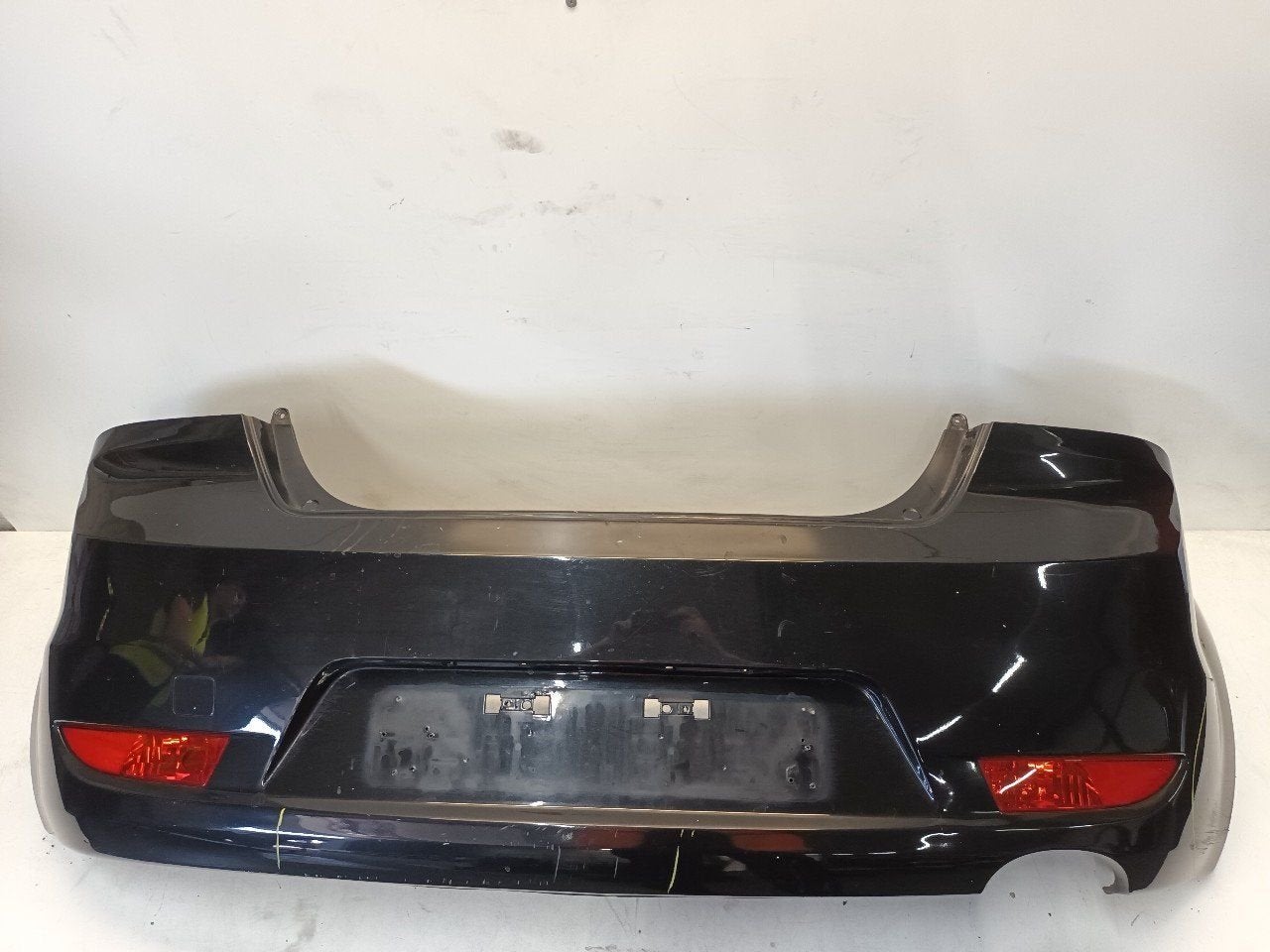 Bumper achter Kia Cee'd, Onderdelen@venauto.nl, Van der Ven Autorecycling B.V., Ettenseweg 76, 4706 PB Roosendaal, The Netherlands