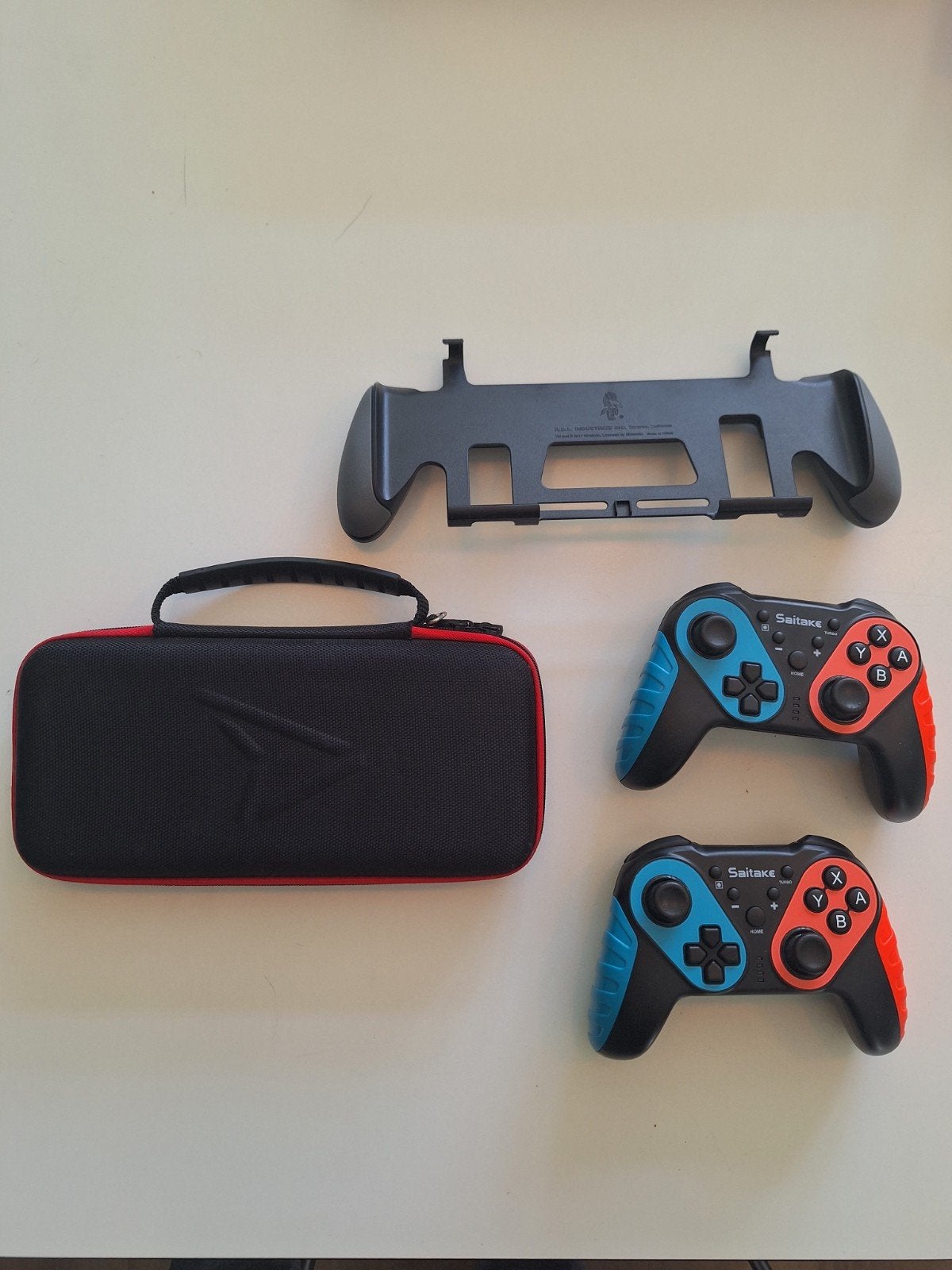 Nintendo Switch met 2 extra controllers en 6 games, Spelcomputers en Games, Ophalen, Met games, Zo goed als nieuw, Switch Original