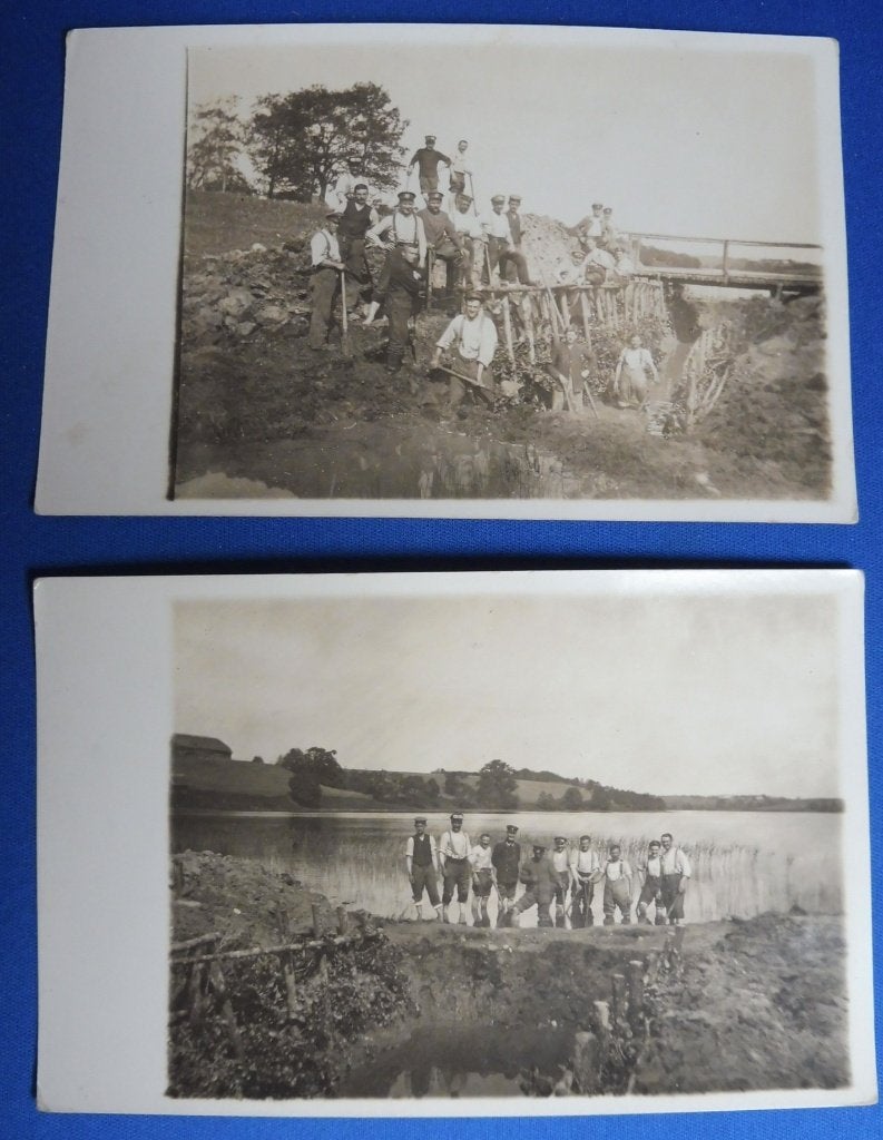 2x originele WO1 foto's Duitse soldaten graven loopgraaf, Verzenden, Landmacht, Duitsland, Foto of Poster