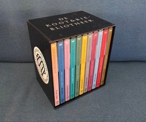 De Koot & Bie-bliotheek, dvd box met 11 dvd's, Alle leeftijden, Inclusief doosje, Zo goed als nieuw, Komedie