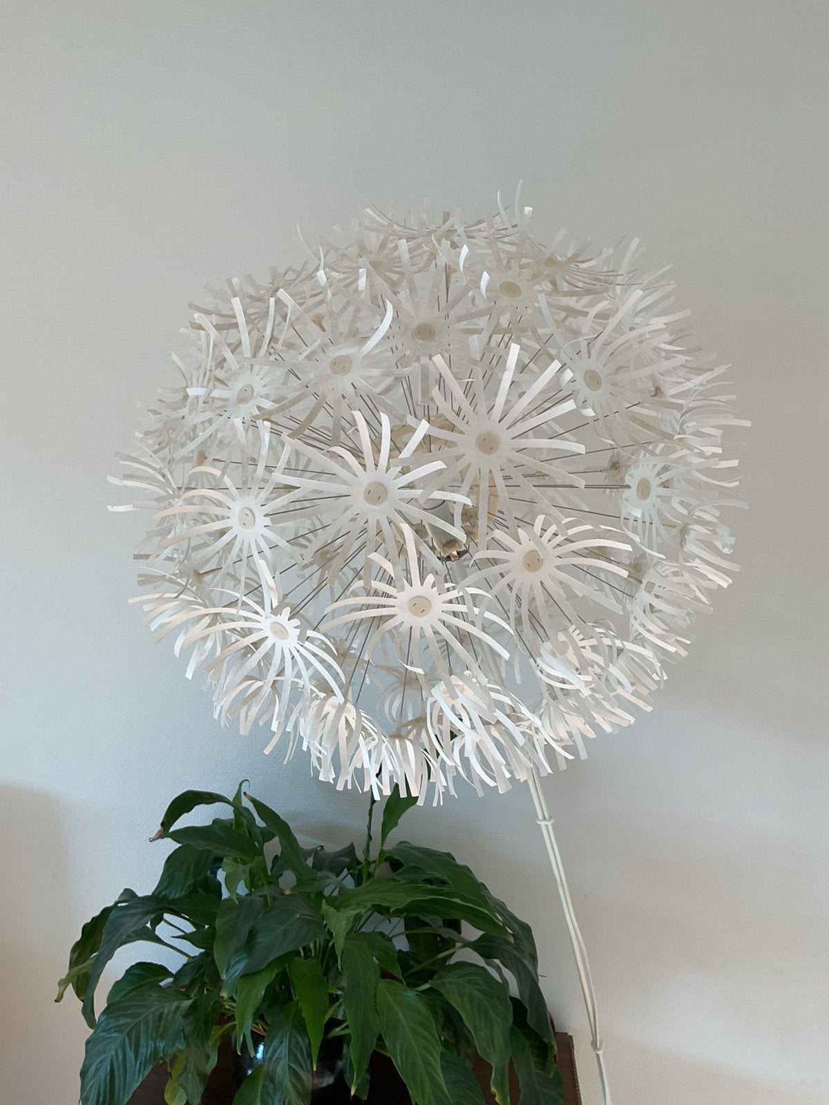 Ikea maskros staande lamp paardebloem, Huis en Inrichting, Ophalen, Gebruikt, E14 (klein), Metaal