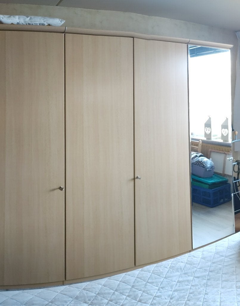Grote Houten hang/legkast met spiegel,  eiken kleur., Huis en Inrichting, Kasten | Kledingkasten, Ophalen, Met deur(en), 200 cm of meer