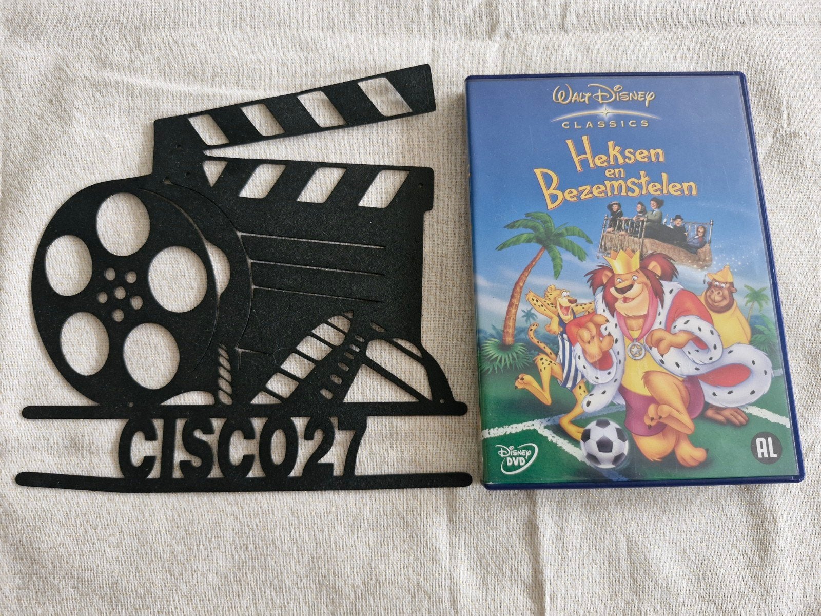 Heksen en Bezemstelen 1971, Engels, Tekenfilm, Alle leeftijden, Nederlands