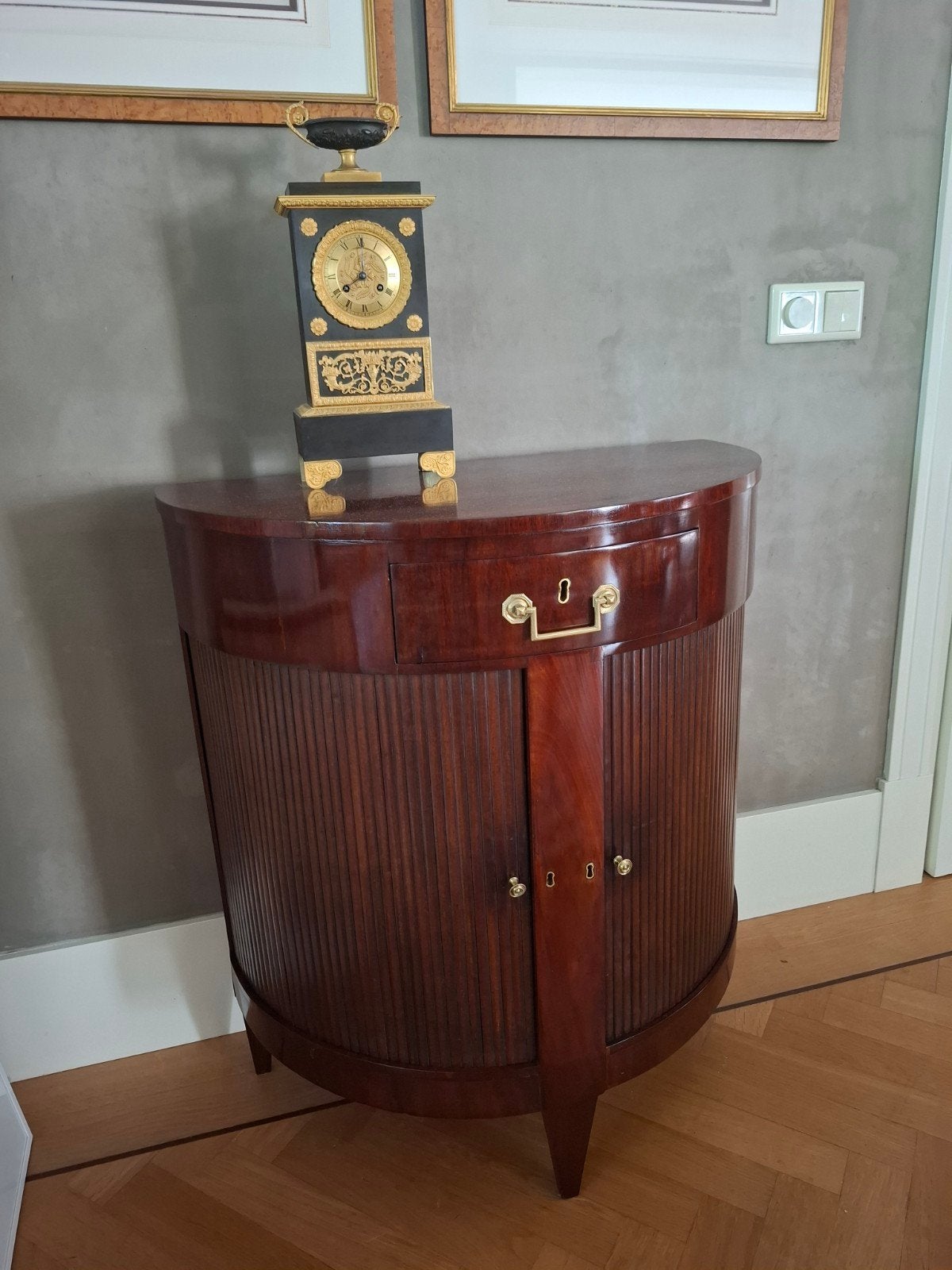 louis seize halve maan commode, Ophalen