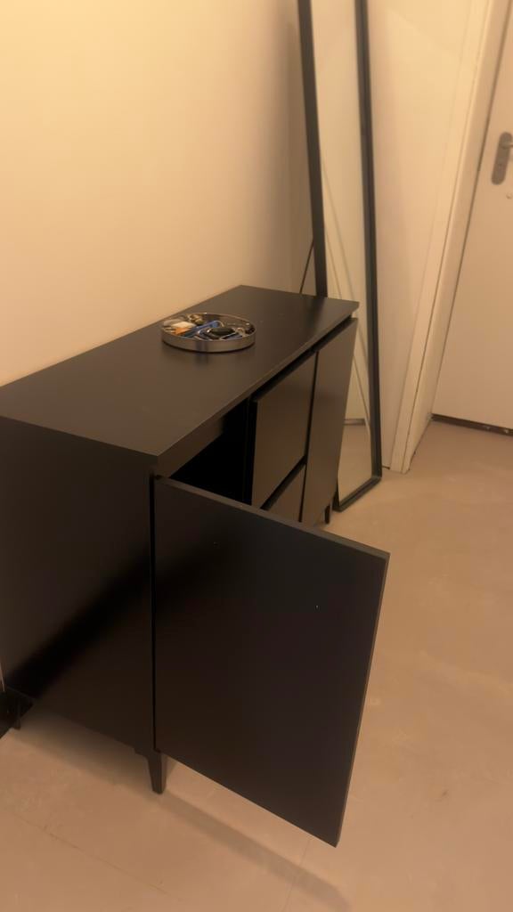 Kast zwart, Ophalen, Zo goed als nieuw, 65 cm of meer