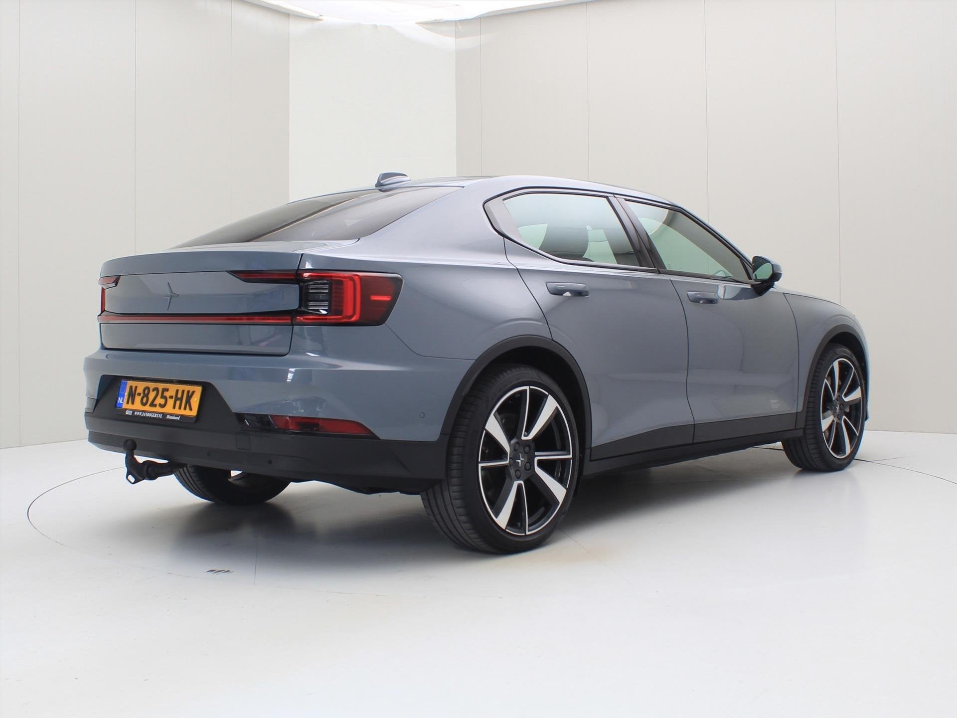 Polestar 2 Long Range Dual Motor Launch Edition 78 kWh AWD 9, Auto's, Polestar 2, Stof, Gebruikt, Zwart