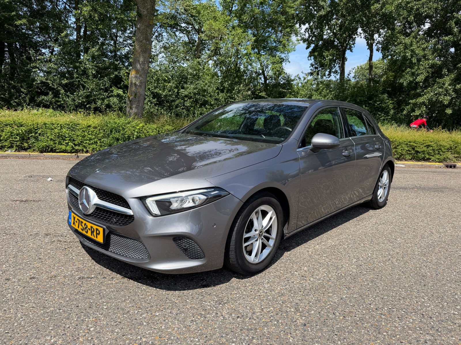 Mercedes-Benz A-Klasse A 200 163pk 7G-DCT 2019 Grijs, 4 cilinders, 75 €/maand, Particulier, 1600 kg