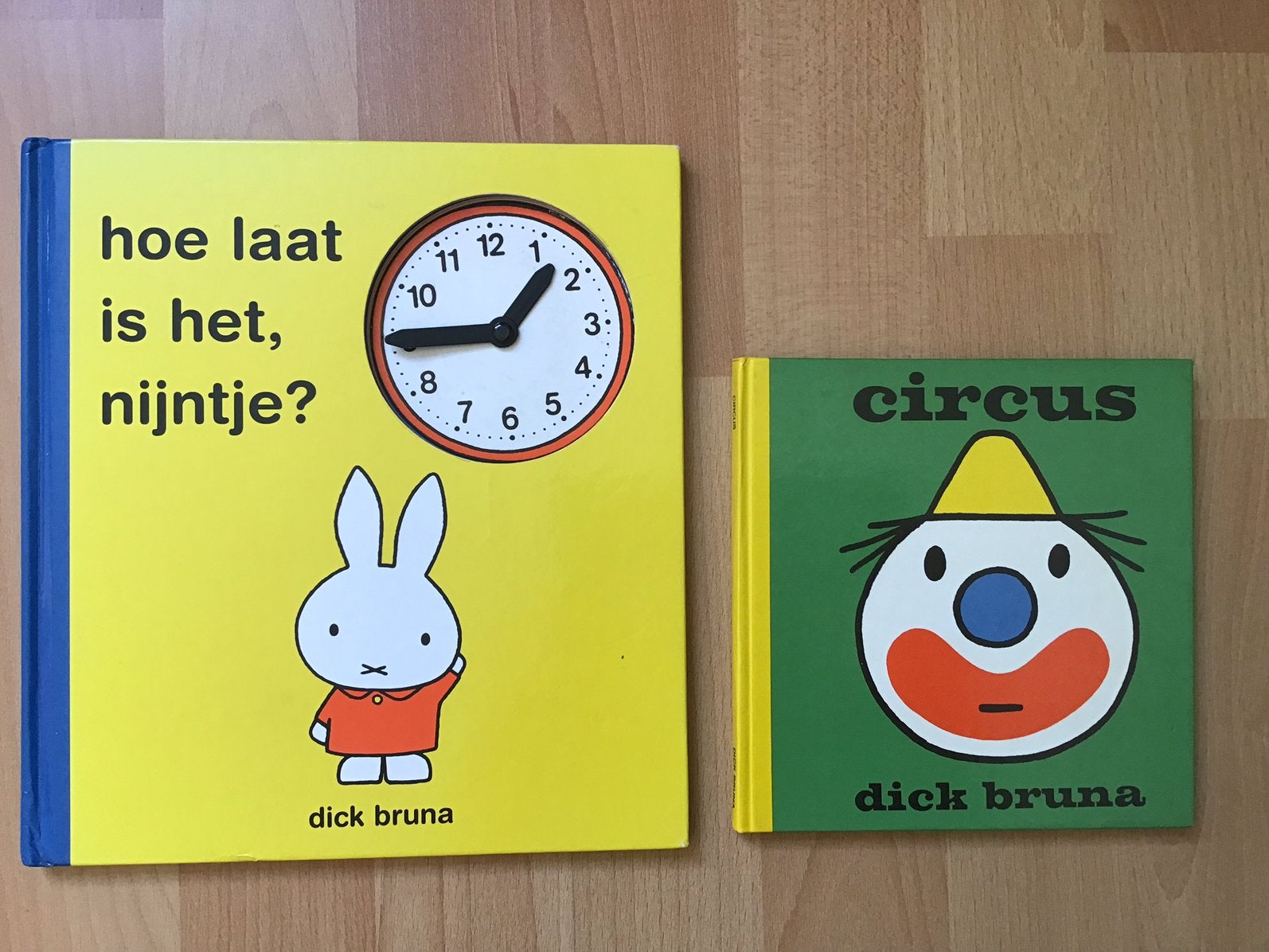 3 x Dick Bruna: Nijntje Circus/kleine pluis/ hoe laat is het, Boeken, Ophalen of Verzenden, Zo goed als nieuw