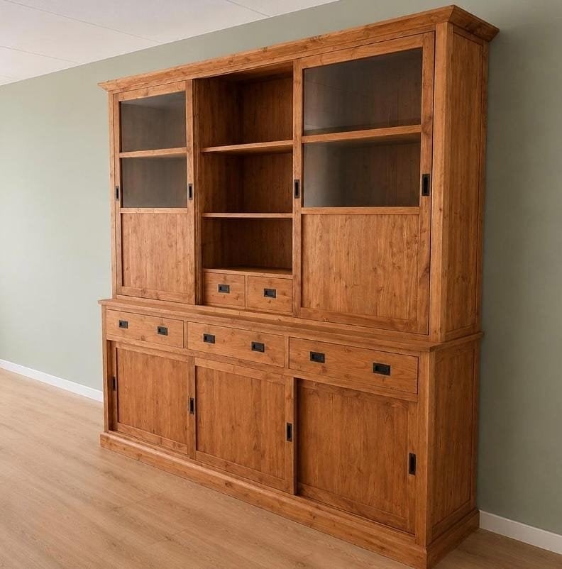 teakhouten houten grote buffetkast  240 breed teak vitrine, Huis en Inrichting, Kasten | Buffetkasten, Ophalen, Gebruikt, Met deur(en)