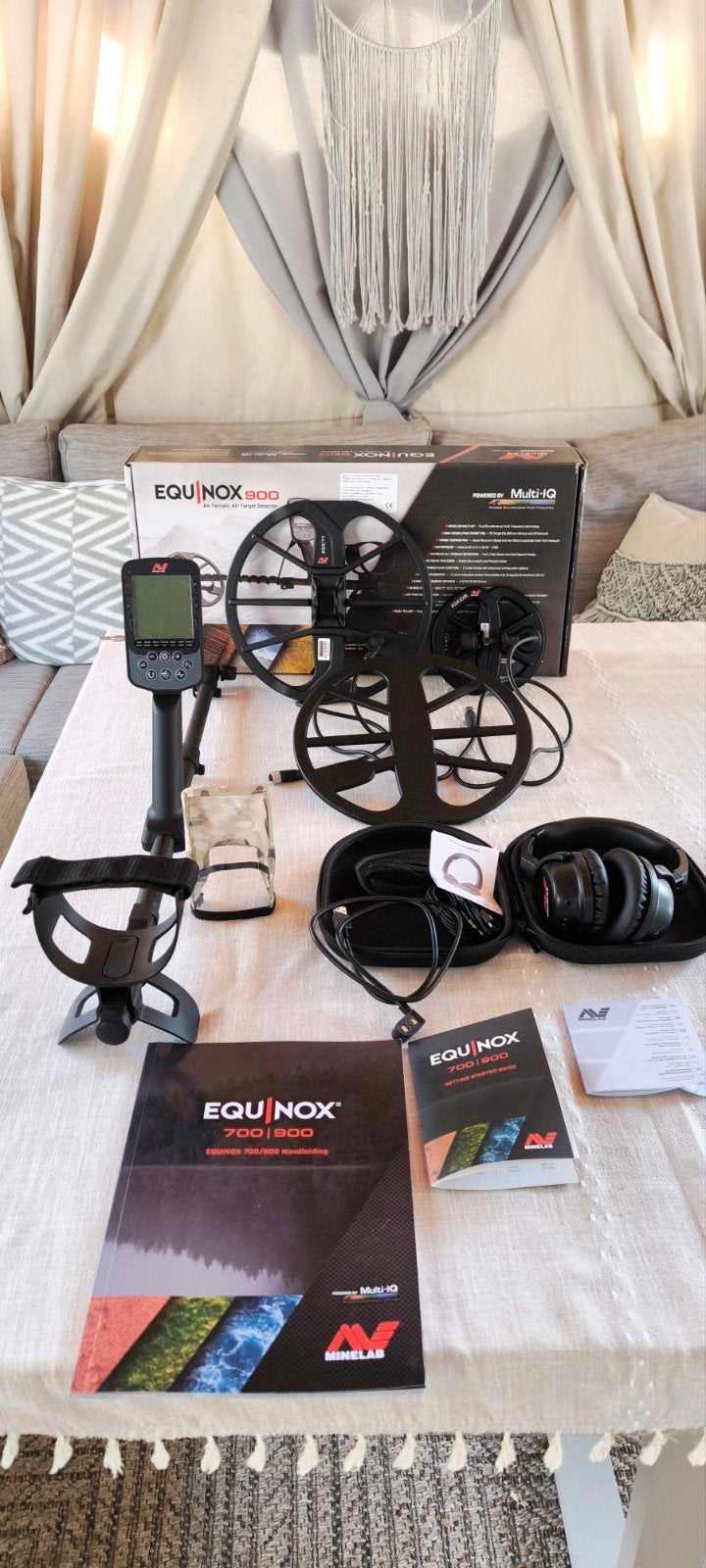 Minelab Equinox 900 in nieuwstaat, Hobby en Vrije tijd, Metaaldetectors, Ophalen, Zo goed als nieuw, Minelab