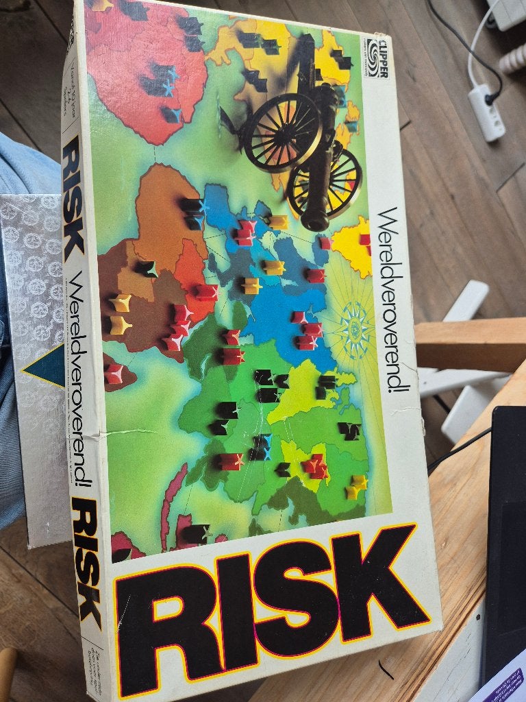 Risk, Vijf spelers of meer, Ophalen of Verzenden, Gebruikt, Clipper, makers van monopoly