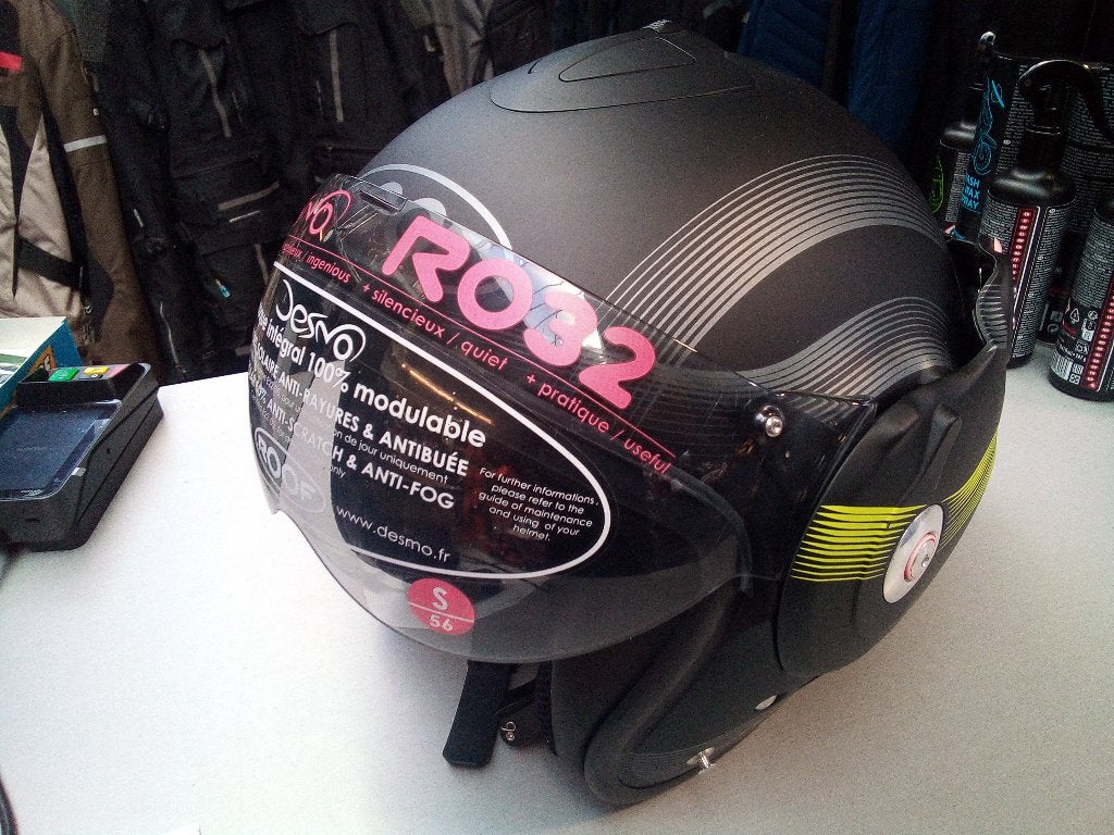 ROOF ro32 maat S 179,00  nieuwe roof desmo, Motoren, Systeemhelm, Dames, Ophalen of Verzenden, S