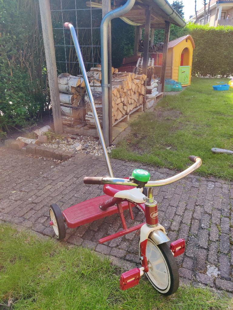 Retro rode driewieler radio flyer met duwstang, Fietsen en Brommers, Ophalen, Gebruikt, Overige merken, Duwstang