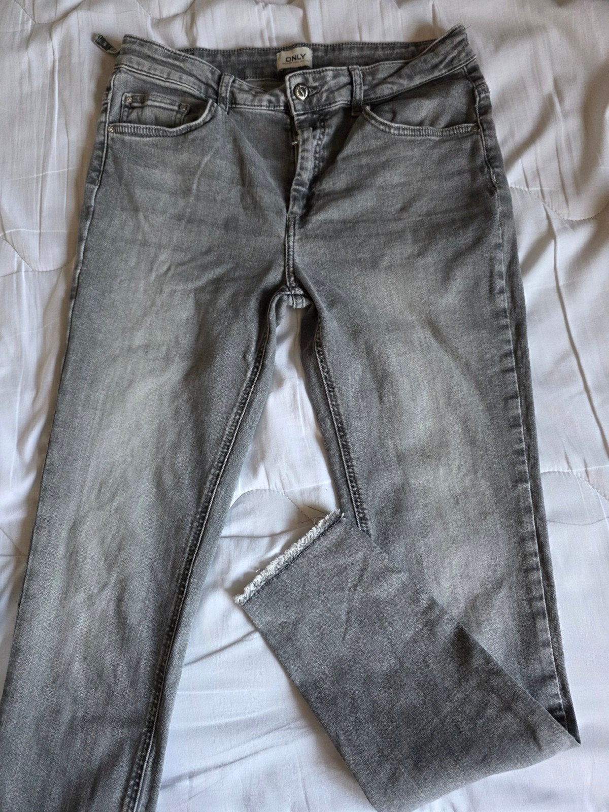 Grijze Only jeans maat 34, Only, Ophalen of Verzenden, W27 (confectie 34) of kleiner, Grijs