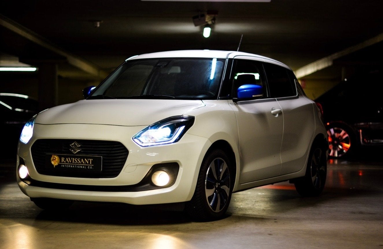 Suzuki Swift 1.0 Boosterjet 112pk Smart Hybrid S&S 2018 Wit, Auto's, Suzuki, Voorwielaandrijving, 850 kg, 400 kg, Bedrijf