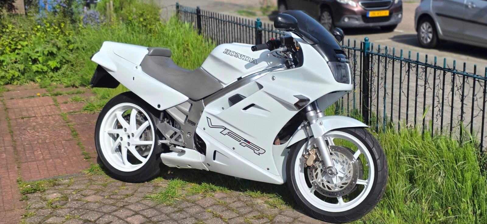 Te Koop: Honda VFR750F prachtige parelmoer witte uitvoering, Particulier