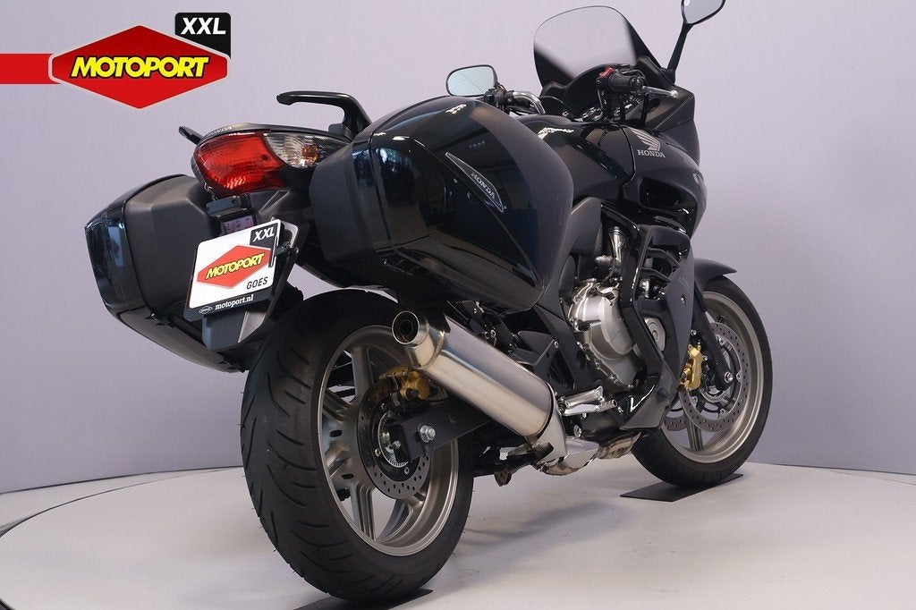 Honda CBF 600 S ABS (bj 2009), Motoren, Motoren | Honda, Honda Motor Europe Ltd, Bedrijf, Sport, Customer.service@honda-eu.com