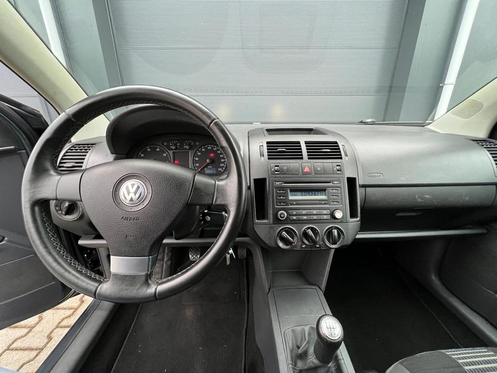 Volkswagen Polo 1.2 Easyline|5-Deurs|Airco|Lmv, Voorwielaandrijving, Stof, Gebruikt, 989 kg