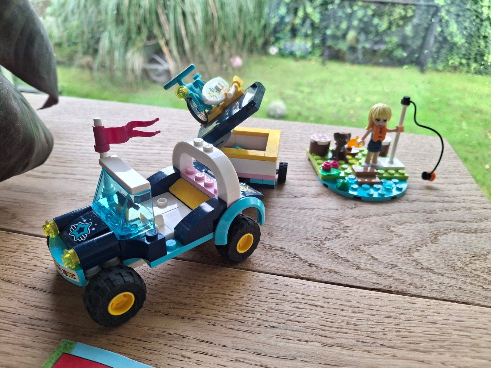 Lego Friends Mia's Camper Avontuur (41364), Lego, Friends, Ophalen of Verzenden, Zo goed als nieuw