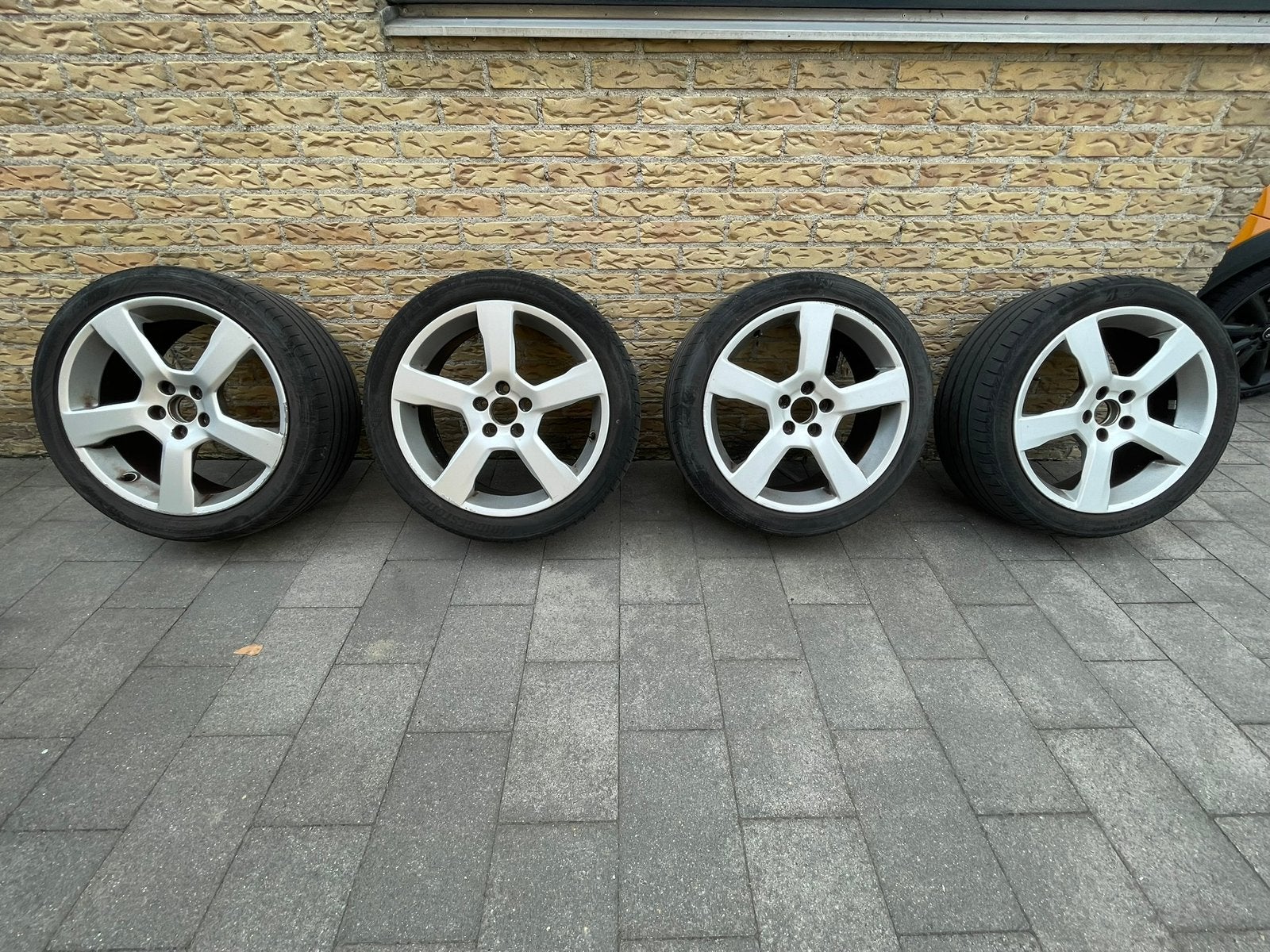Volvo orgineel 18 inch cratus - 245/40/r18, Auto-onderdelen, Ophalen, 18 inch, Velg(en), Personenwagen