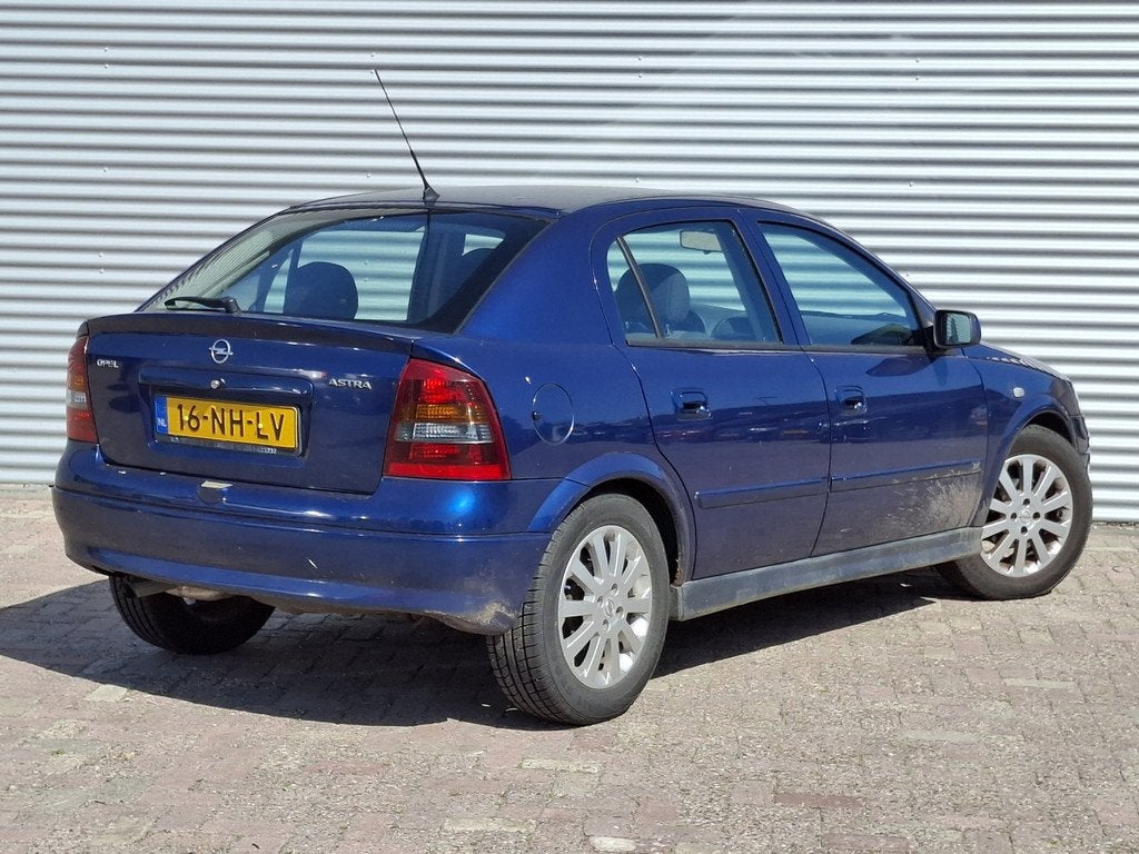 Opel Astra 1.6-16V Sport Edition II | Nieuw Binnen | Airco |, Auto's, Voorwielaandrijving, Gebruikt, Zwart, 4 cilinders