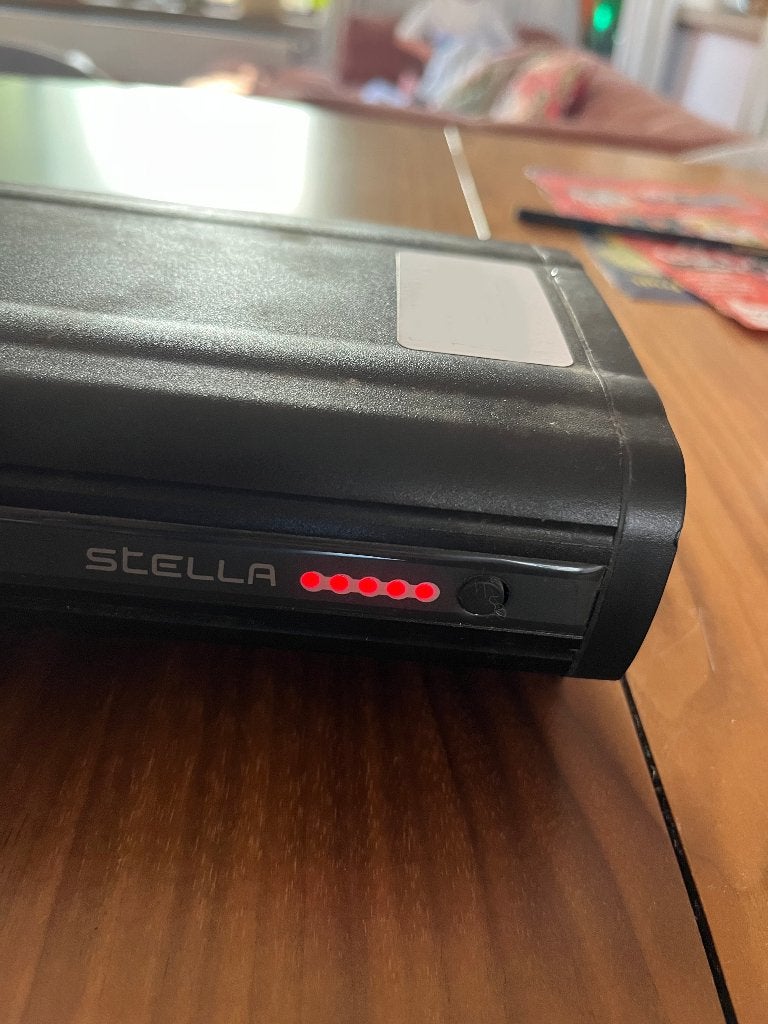 Stella e-bike accu – werkt aan, capaciteit onbekend, Ophalen of Verzenden, Gebruikt