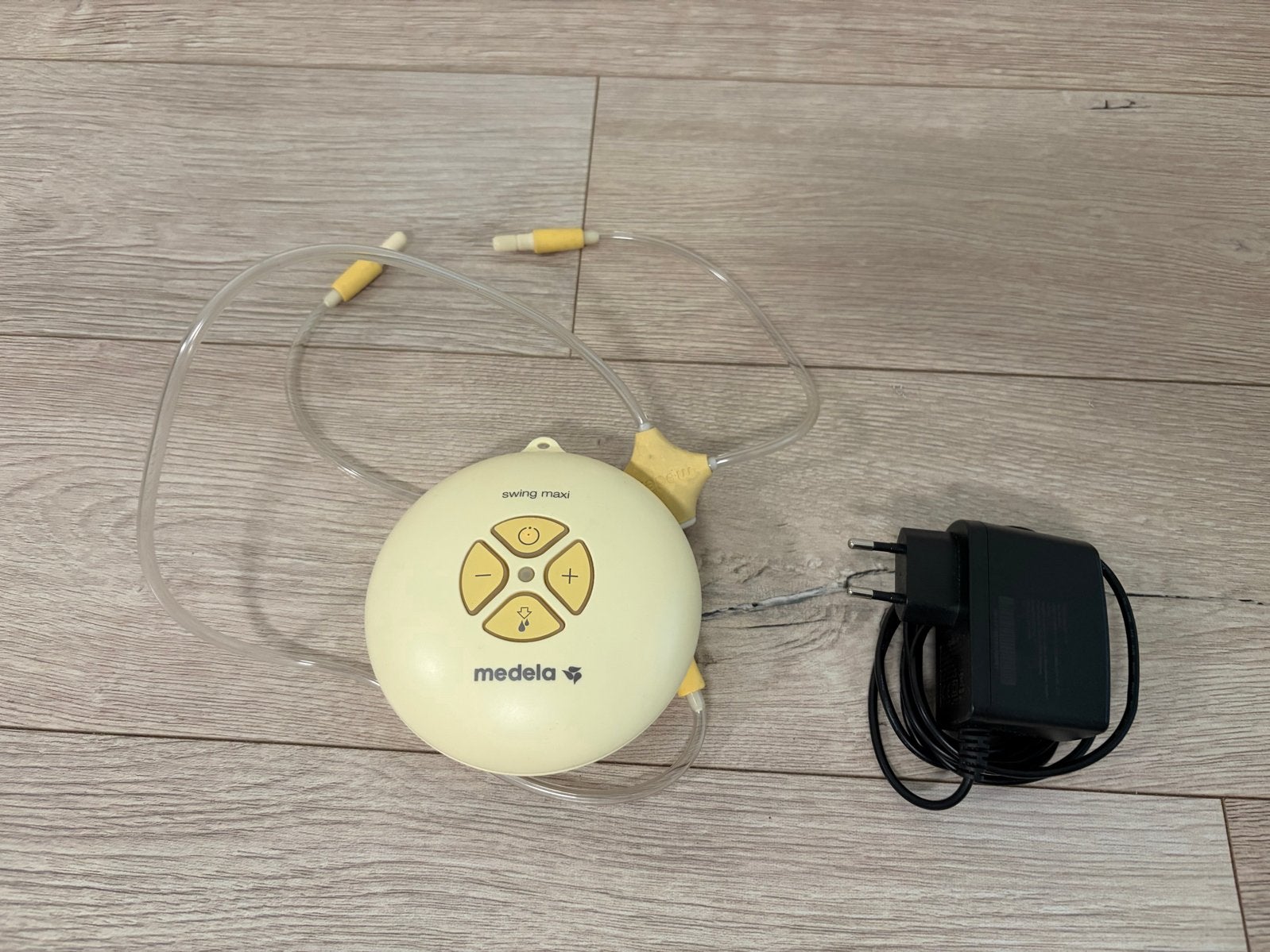 Medela Swing Maxi Dubbele Borstkolf (Motor/Pomp), Kinderen en Baby's, Babyvoeding en Toebehoren, Ophalen, Gebruikt, Dubbelzijdig