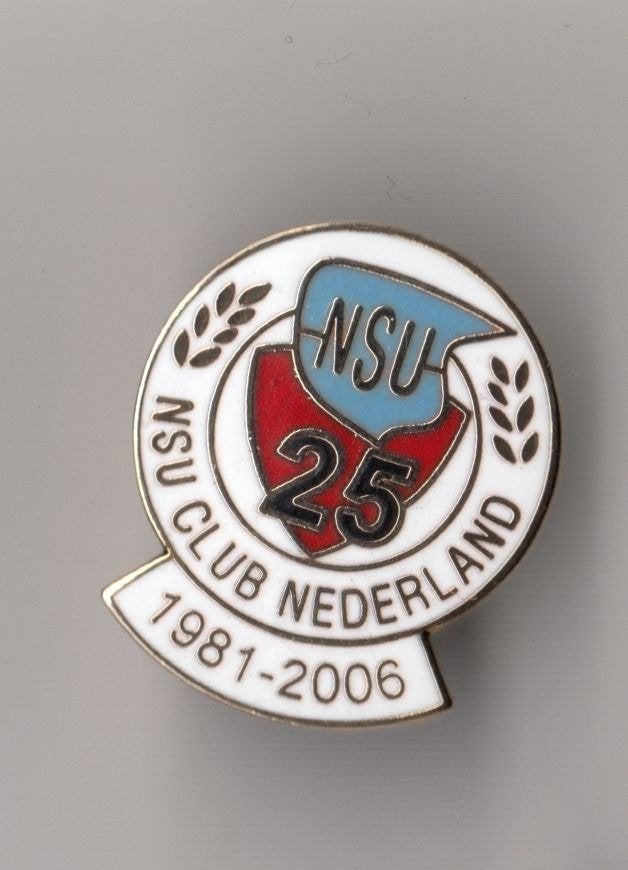NSU Club Nederland 2006 emaille pin speldje, Verzamelen, Speldjes, Pins en Buttons, Gebruikt, Niet vindbaar, Niet vindbaar, Speldje of Pin
