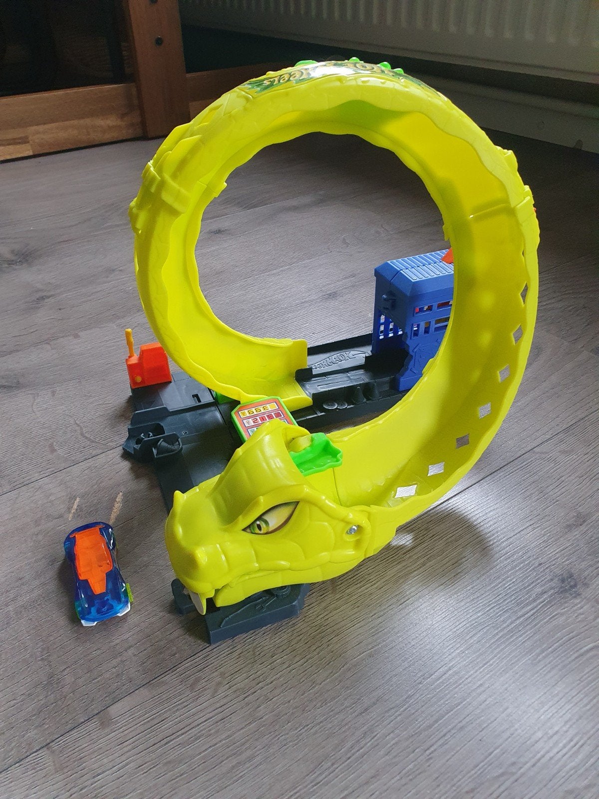 Hot Wheels racebaan met auto - Z.G.A.N., Ophalen, Racebaan, Zo goed als nieuw, Hot Wheels