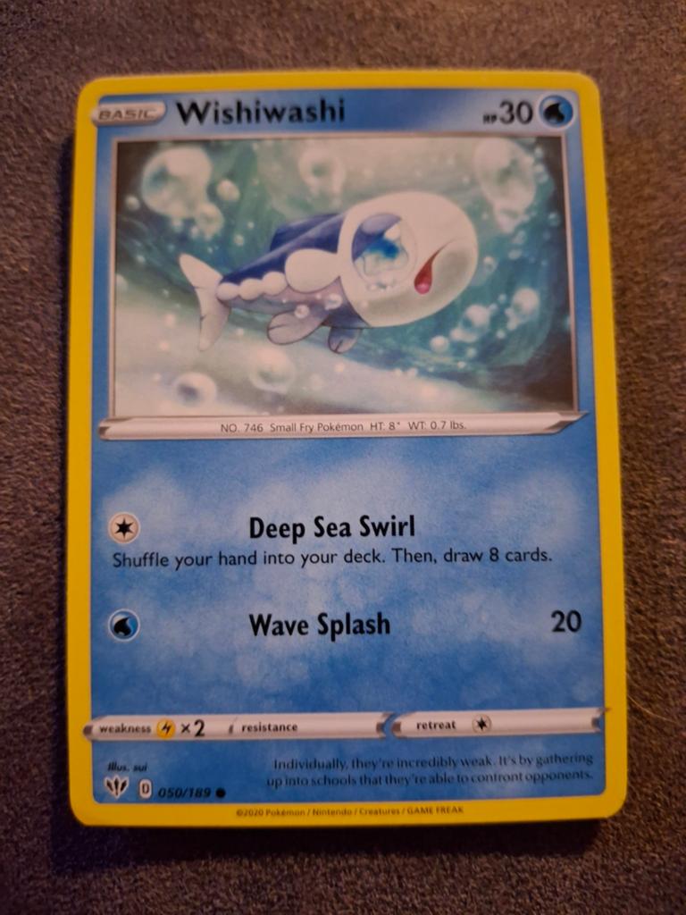 Wishiwashi Pokémon Kaart - Basic Water Type, Ophalen of Verzenden, Zo goed als nieuw, Losse kaart
