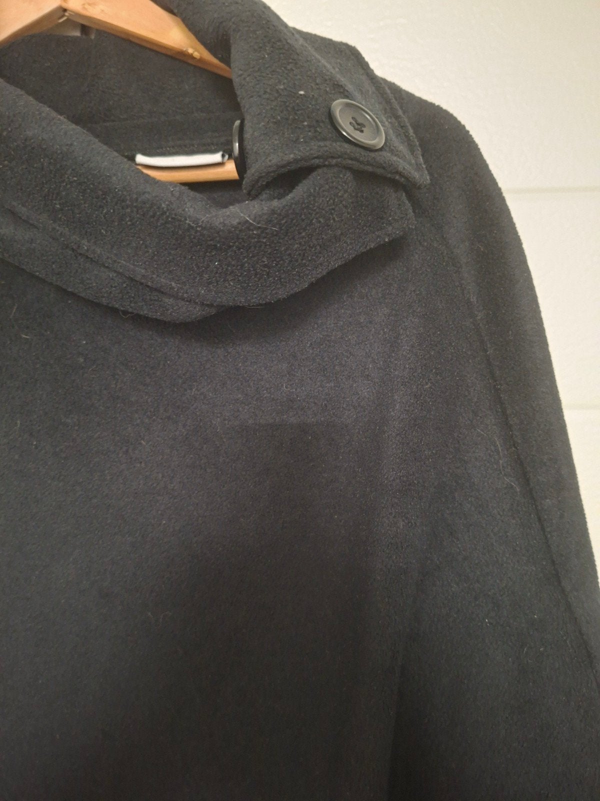 Trend One Zwarte Poncho/Cape Maat L/XL, Zwart, Maat 46/48 (XL) of groter, Ophalen of Verzenden, Trend One