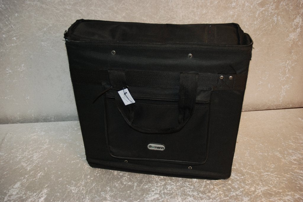 Thomann 19 inch flightcase hardfoam 2 eenheden  <26260807>, Gebruikt, Thomann, ., Drums of Percussie