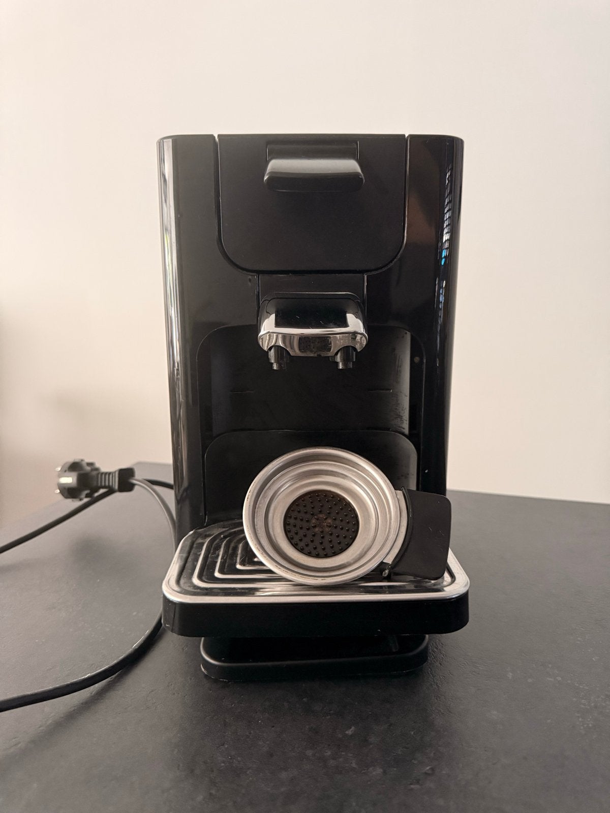 Senseo apparaat - Gebruikt, inclusief twee padhouders, Ophalen, Gebruikt, Koffiemachine, Koffiepads en cups