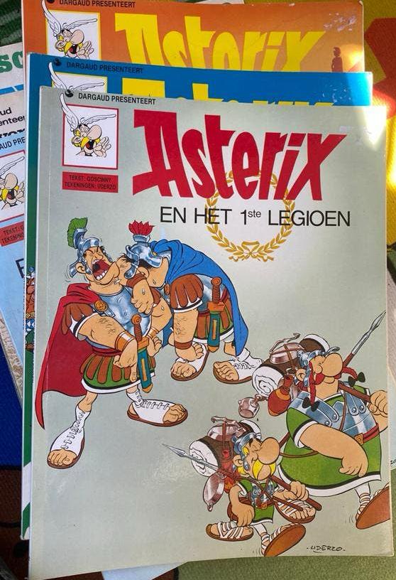 Asterix en het eerste legioen, Eén comic, Ophalen of Verzenden, Zo goed als nieuw, Europa