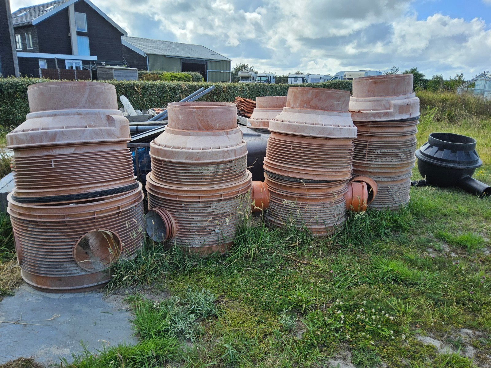 rioolputten, Ophalen, Steen of Klei, 15 m² of meer, Dakpannen
